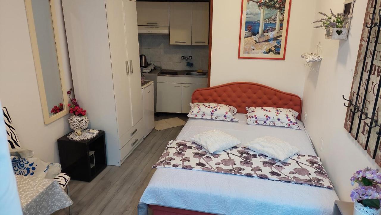 Apartment Rosse Split Exterior foto